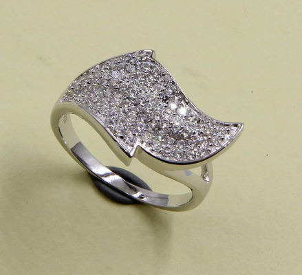 925 Zilveren bezel bruiloft blad ontwerp ring met sprankelende CZ Solitaire And Pave eeuwigheid band Sterling zilveren diamant