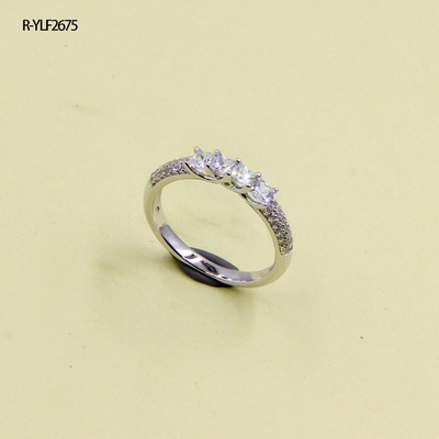 Elegant, helder, kubisch Zirconia Sterling zilveren ringen fijne sieradenband voor vrouwen