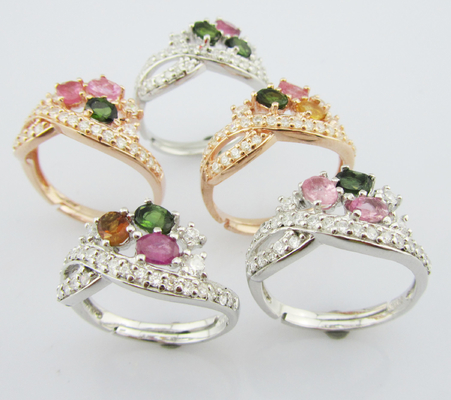 Geavanceerde 925 zilveren edelstenen ringen Juwelen type ringen voor vrouwen