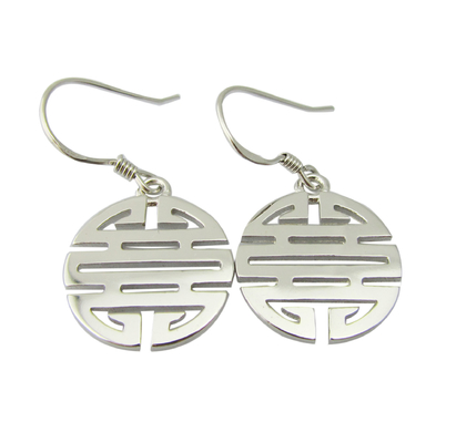 Chinese geluk oorbel Sterling zilver oorbel delicate bloemvorm voor een vrouwelijke en elegante look