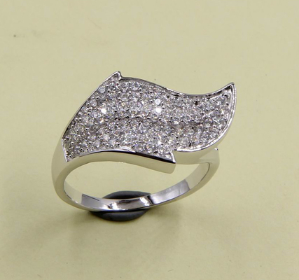 925 Zilveren bezel bruiloft blad ontwerp ring met sprankelende CZ Solitaire And Pave eeuwigheid band Sterling zilveren diamant