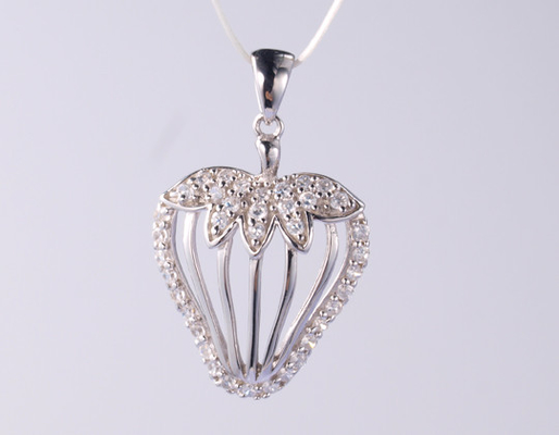 Pear Hollow Geometrisch 925 Sterling zilveren hanger voor vrouwen 925 zilveren CZ hanger Voeg een vleugje luxe toe aan uw juwelencollectie 925 zilveren CZ hanger 925 zilveren CZ hanger De perfecte keuze